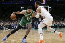 华体会APP-勇士不敌快船，唐斯22+9