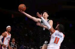 HTH Sports-76人队在德比战中力克尼克斯队