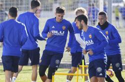 华体会官方入口-瓦伦西亚对决希洪，力争上游追逐胜利的简单介绍