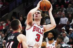 华体会-热火大胜公牛，保持不败势头