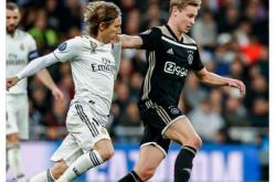 华体会APP下载-包含阿贾克斯掀翻对手，绝杀晋级欧冠四强的词条