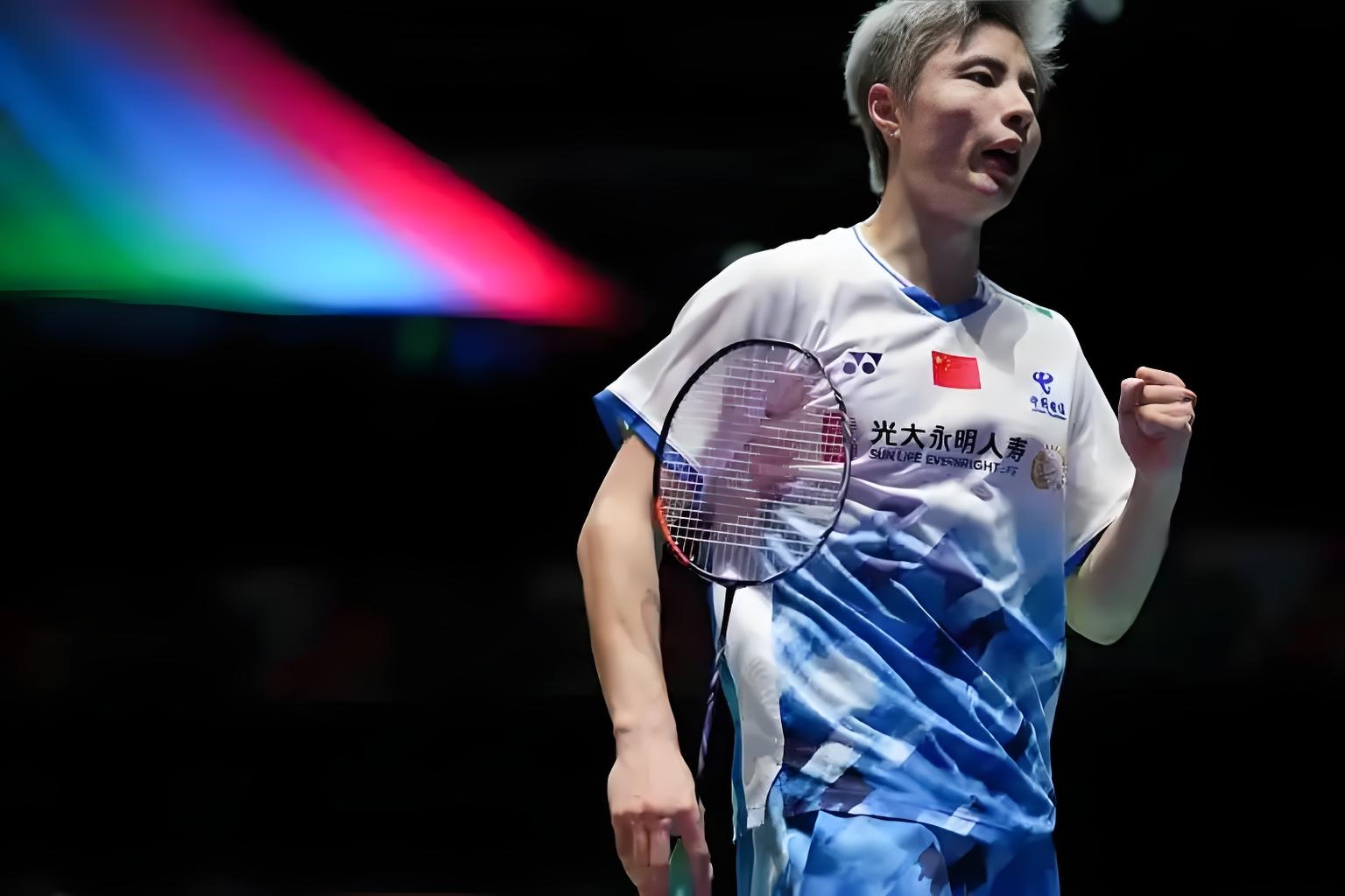 关于印尼队险胜马来西亚队，石宇奇高光表现的信息